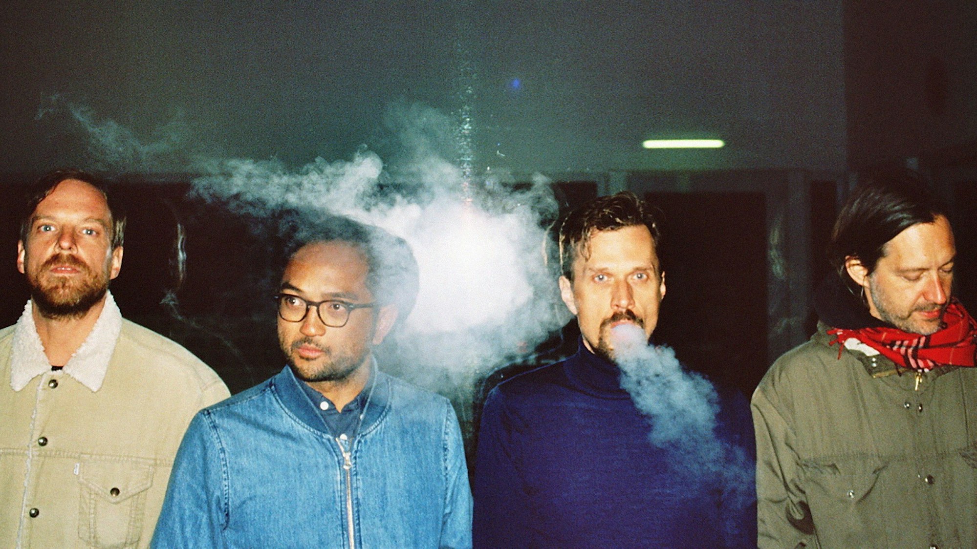 Die vier Mitglieder der Kölner Band Von Spar stehen nebeneinander