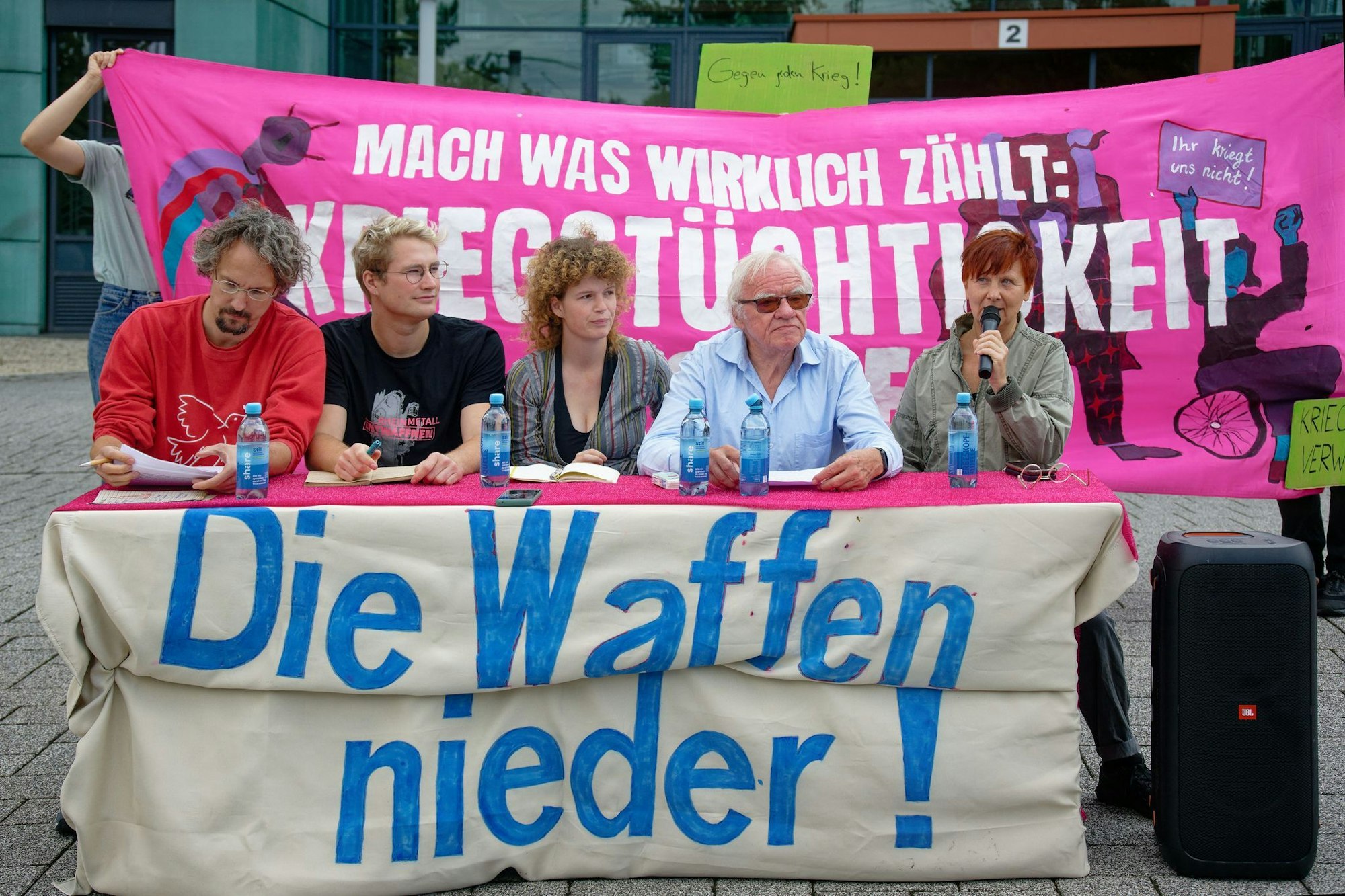 Die Demo-Veranstalter fordern eine vollständige Aufarbeitung des Polizei-Einsatzes.