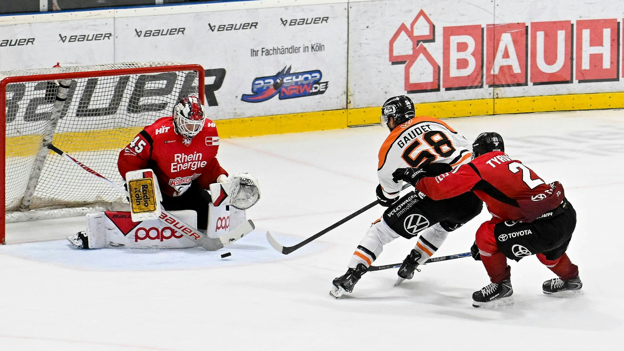 Eishockey DEL 25/26: Testspiel Kölner Haie vs Grizzlys Wolfsburg am 03.09.2025