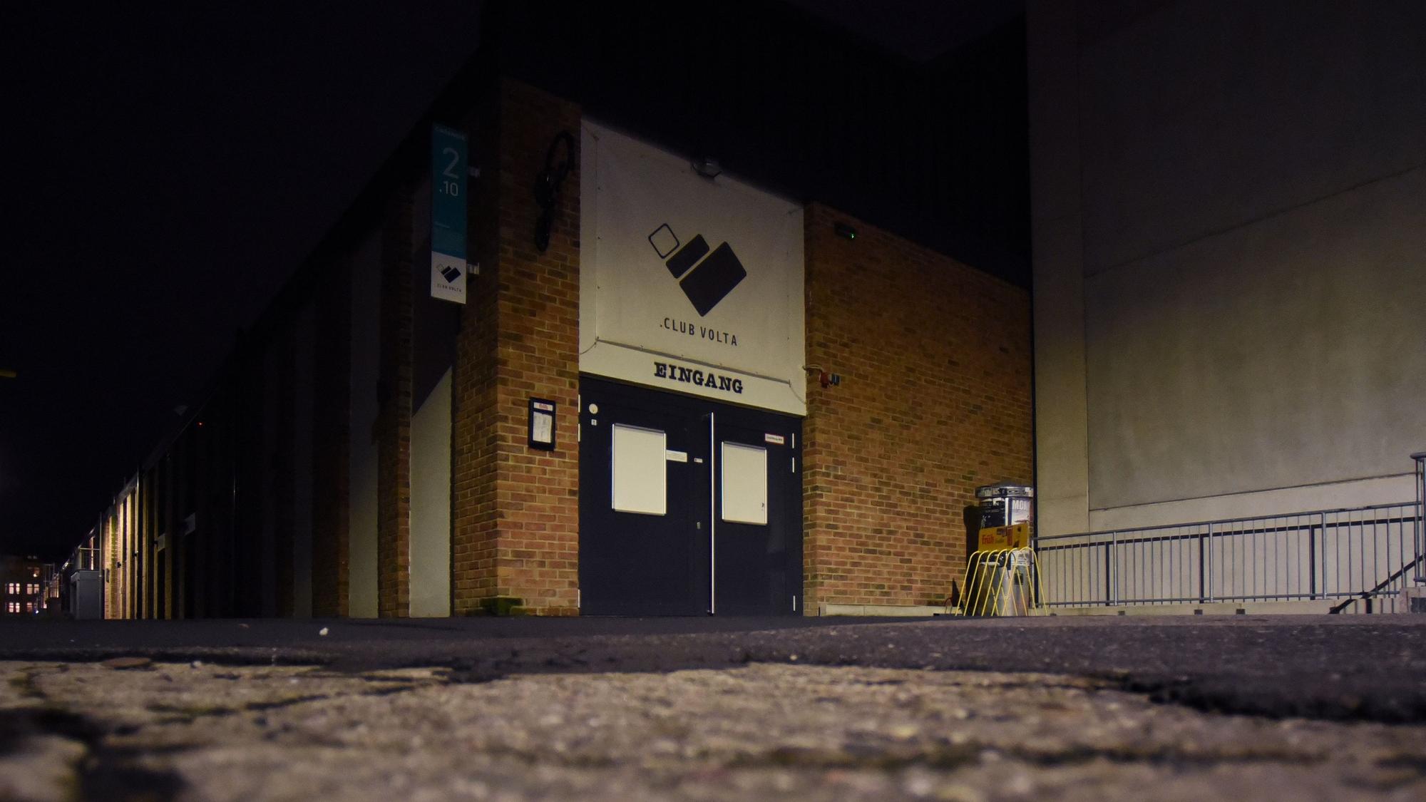 Eine nächtliche Momentaufnahme vom Kölner Musikclub Volta. (Archivbild)