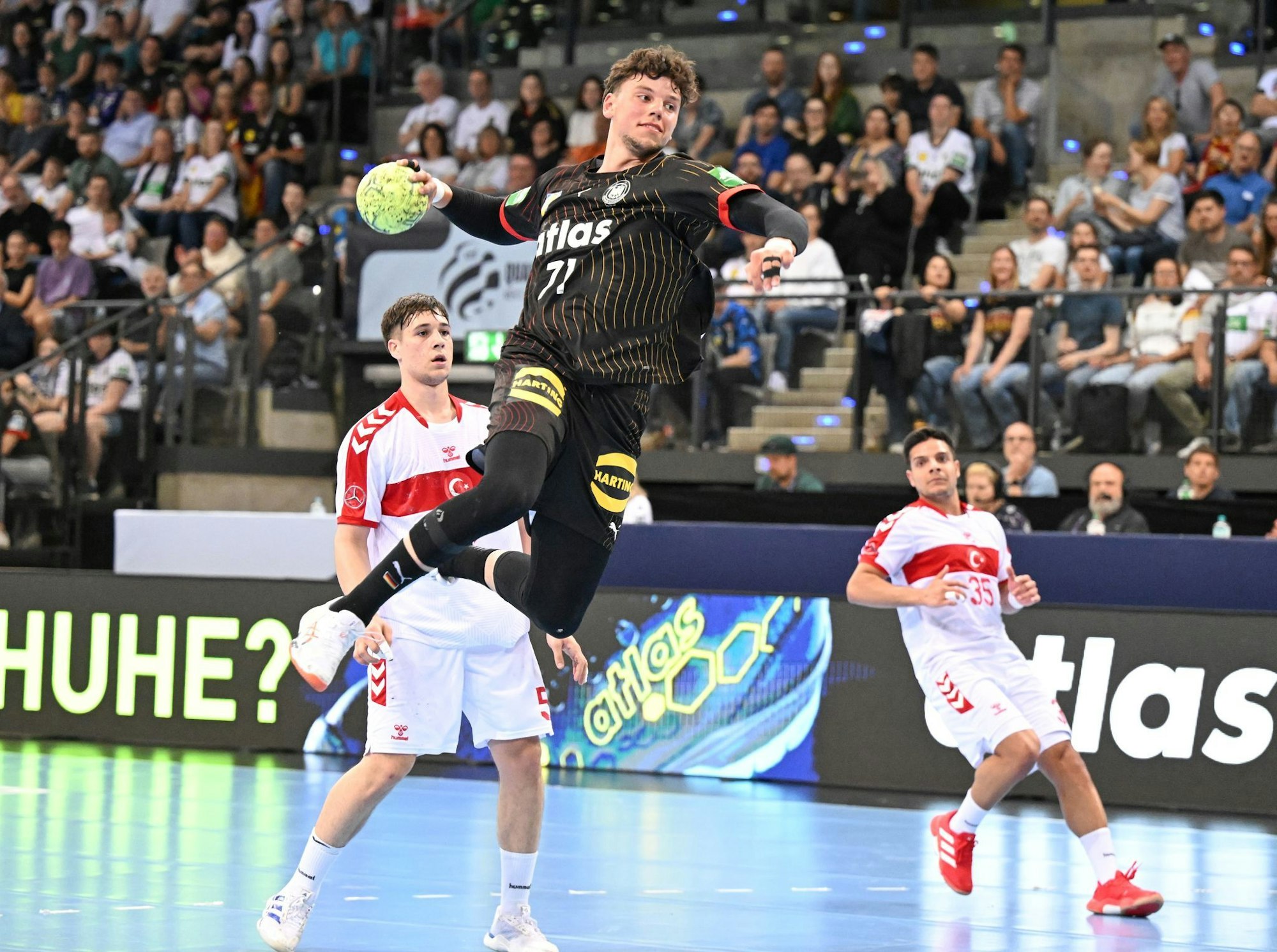 Auch elf Tore von Nationalspieler Marko Grgic reichten der SG Flensburg-Handewitt gegen den TVB Stuttgart nicht zum ersten Saisonsieg.