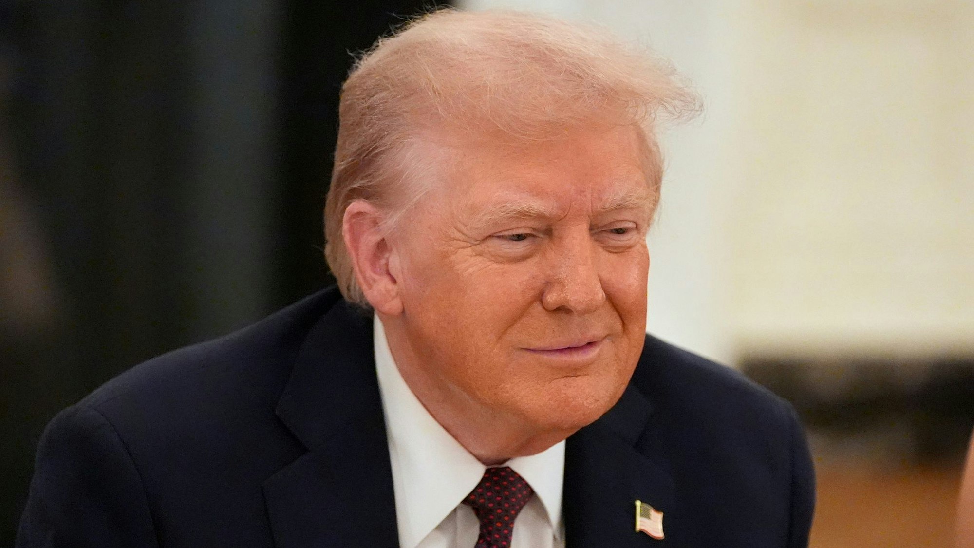 Donald Trump sieht in der Milliardenstrafe gegen Google vor allem eine Attacke auf ein US-Unternehmen. (Archivbild)