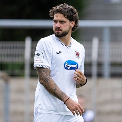 Testspiel: Bayer 04 Leverkusen - Viktoria Köln 03.09.2025 Lex-Tyger Lobinger Viktoria Köln, 9 im Testspiel zwischen Bayer 04 Leverkusen und Viktoria Köln, am 03.09.2025, Ulrich-Haberland-Stadion, Leverkusen. *** Test match Bayer 04 Leverkusen Viktoria Köln 03 09 2025 Lex Tyger Lobinger Viktoria Köln, 9 in the test match between Bayer 04 Leverkusen and Viktoria Köln, on 03 09 2025, Ulrich Haberland Stadion, Leverkusen Copyright: xBEAUTIFULxSPORTS/Meuselx