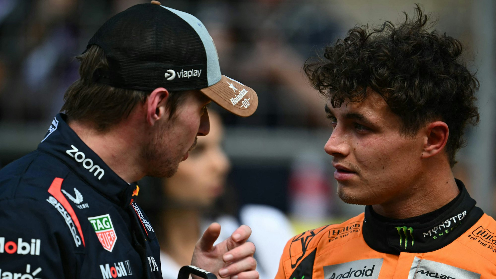 Max Verstappen (l.) und Lando Norris.