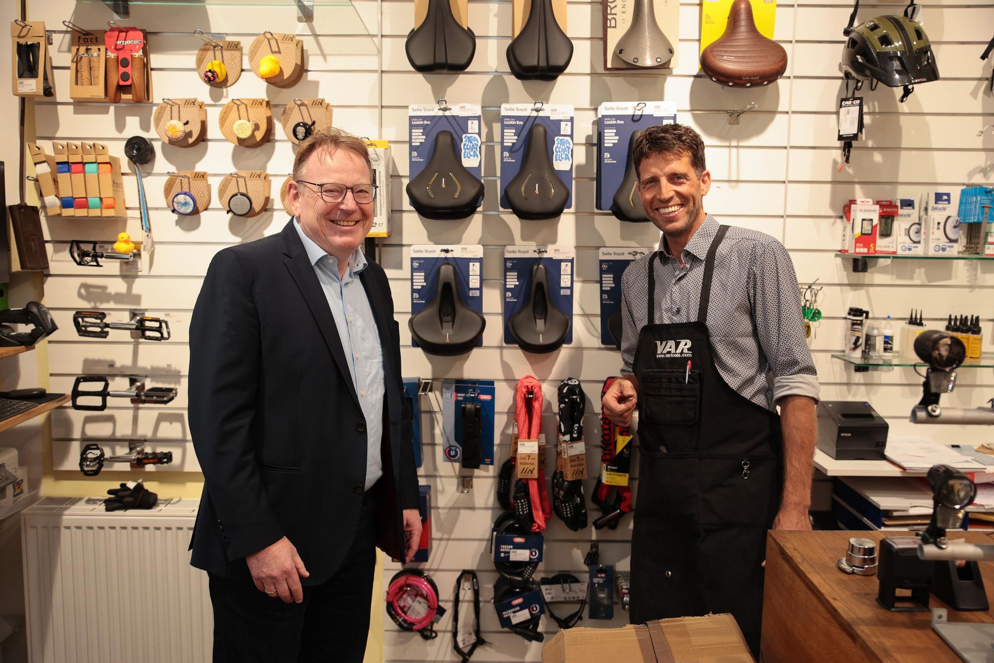 Im Radladen „Meister Max“ von Max von Alvensleben hat Torsten Burmester gern die Räder seiner Töchter reparieren lassen.