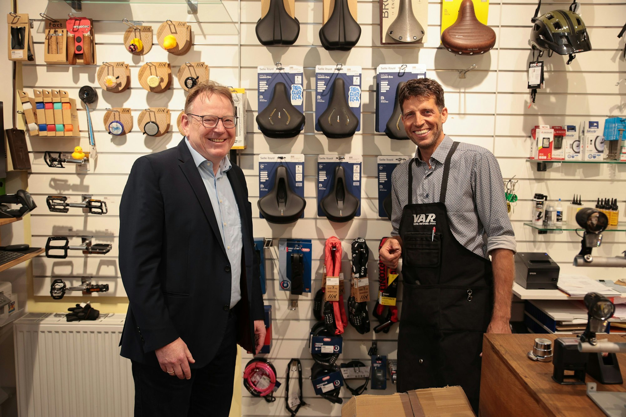 Im Radladen „Meister Max“ von Max von Alvensleben hat Torsten Burmester gern die Räder seiner Töchter reparieren lassen.