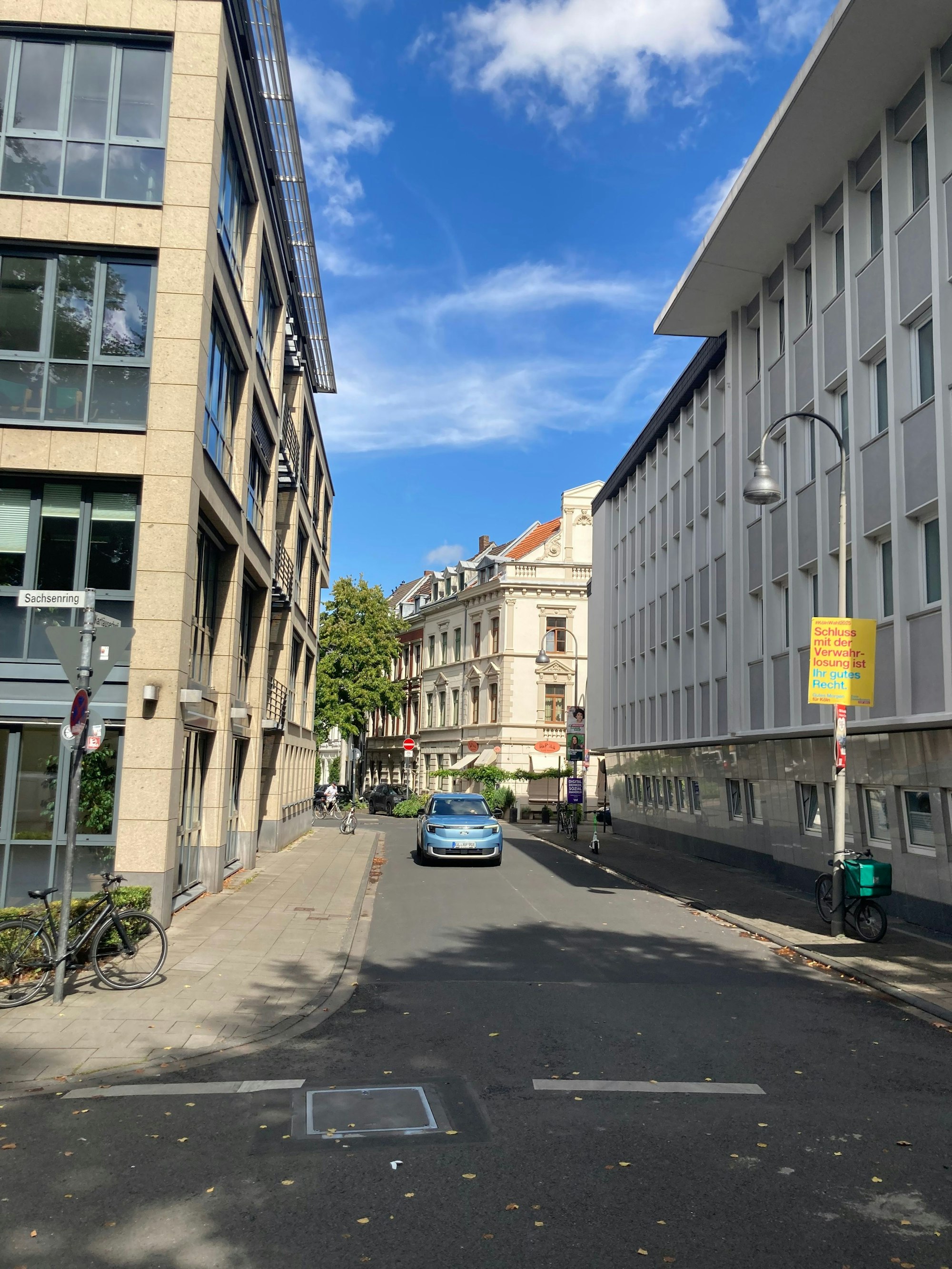 Das Bild zeigt den Straßenabschnitt „Kartäuserhof“.