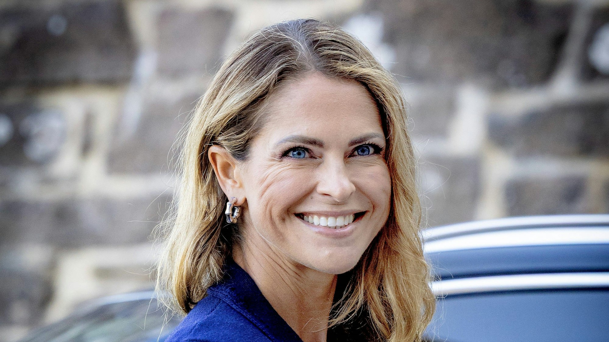 Prinzessin Madeleine nimmt an den Feierlichkeiten zum Geburtstag der Kronprinzessin im Schlossruinen-Areal von Borgholm teil.