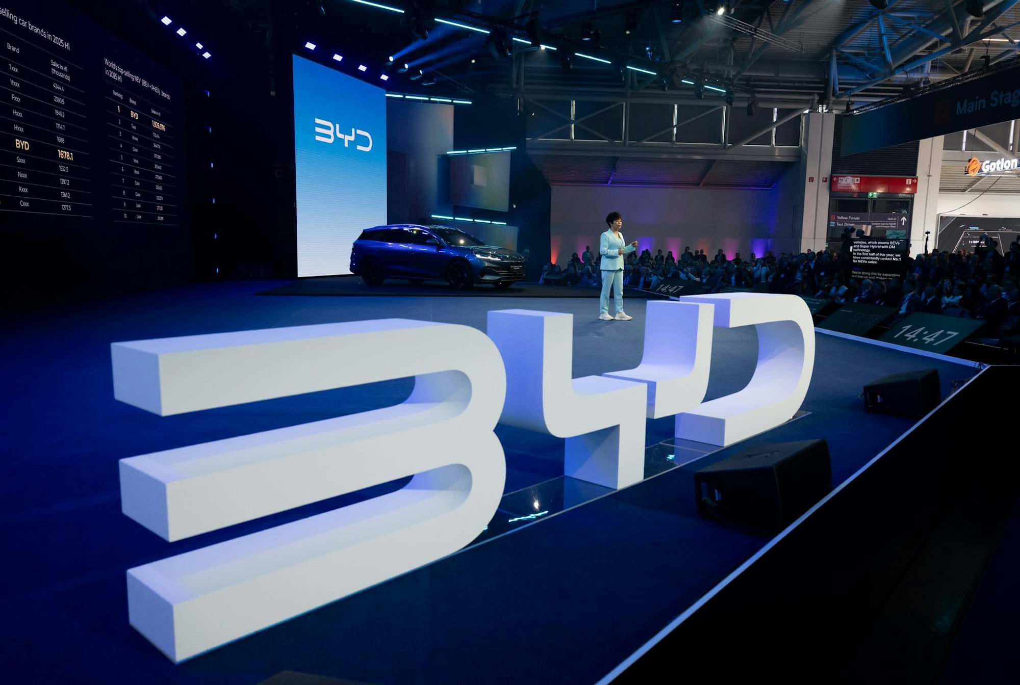 Der chinesische Autobauer BYD tritt auf der IAA voller Selbstbewusstsein auf.