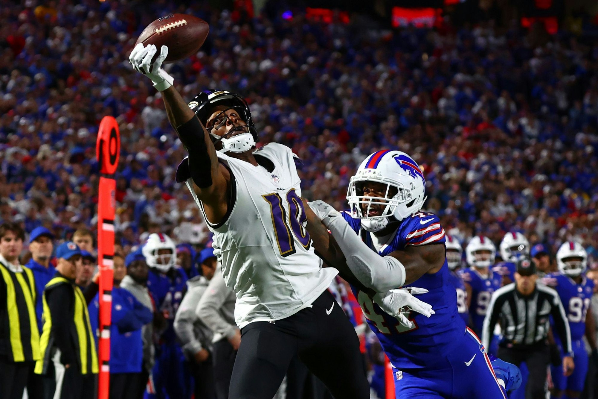 Der Fang mit einer Hand war der erste Touchdown für DeAndre Hopkins als Spieler der Baltimore Ravens.