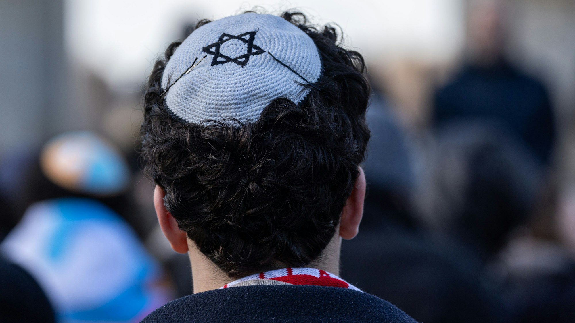 Die Polizei registrierte in drei Monaten 899 antisemitische Straftaten, überwiegend mit rechter Motivation. (Symbolbild)