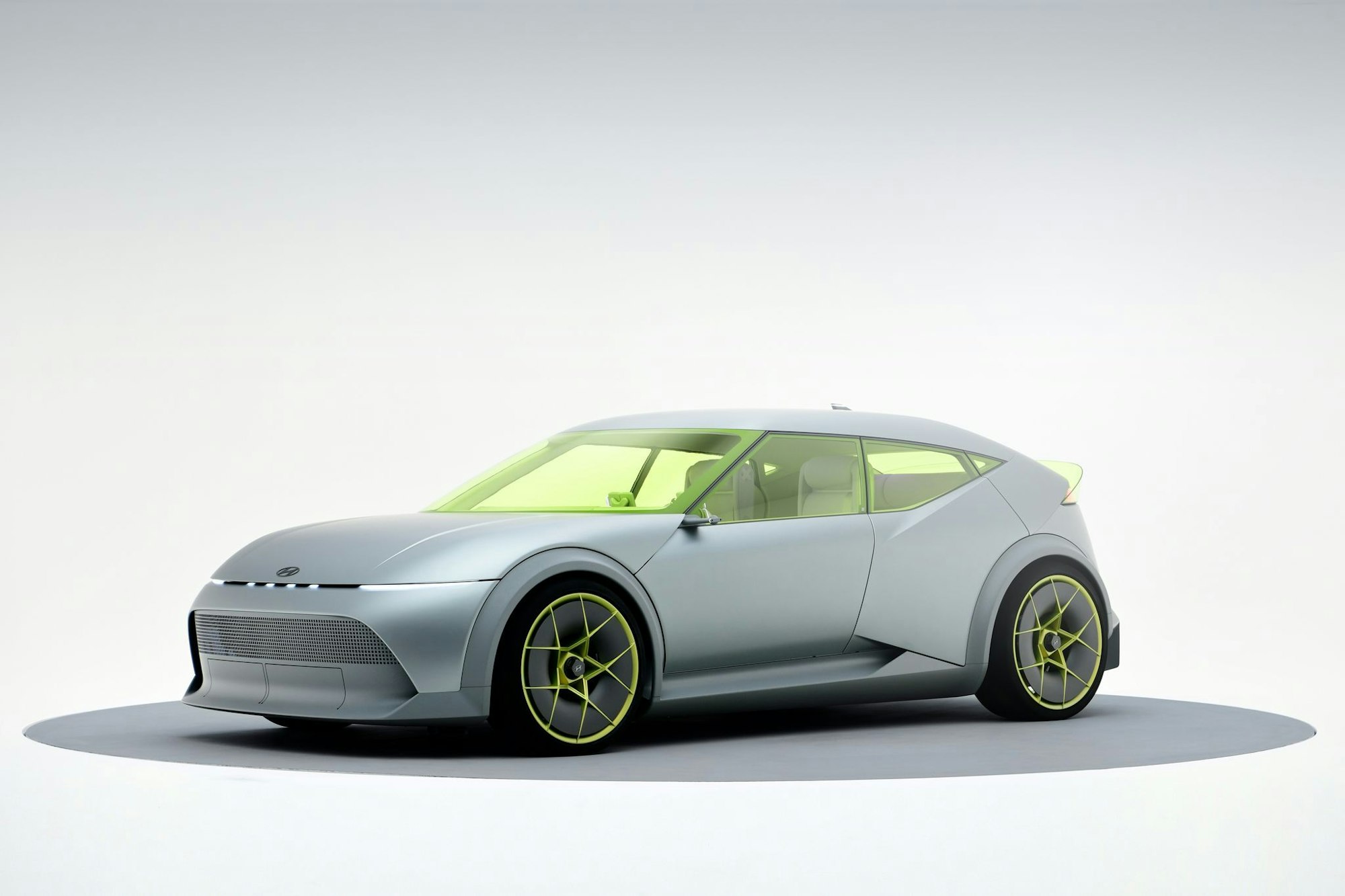 Mit dem Concept Three gibt Hyundai Ausblick auf einen kompakten Ioniq.