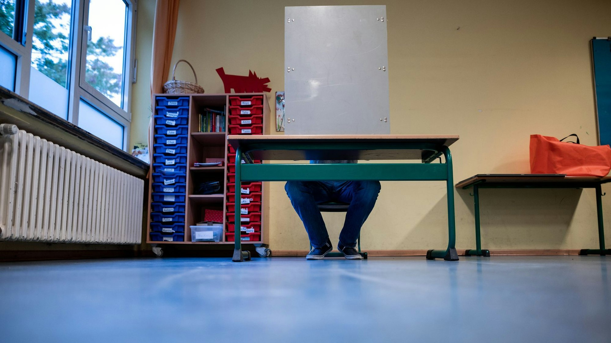 Bei der Kommunalwahl in Nordrhein-Westfalen kann die AfD in vielen Gemeinden keinen Bürgermeister-Kandidaten stellen. (Symbolbild)