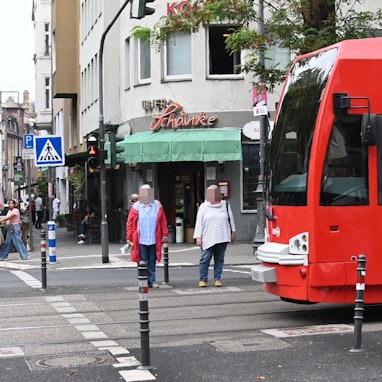 08.09.2025 Köln. Der KVB Übergang Ubierring / Alteburger Straße. Foto: Alexander Schwaiger