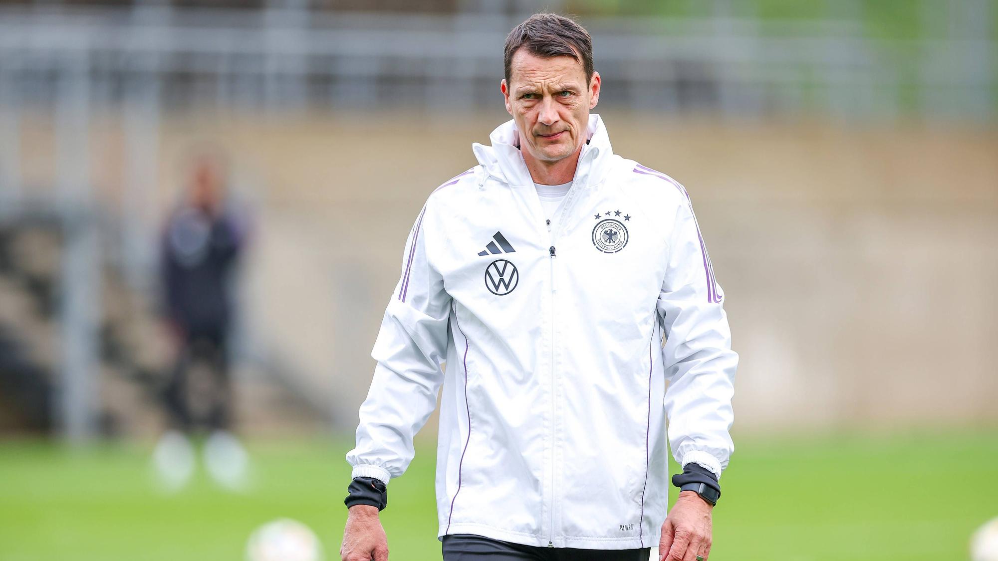 Ulf Sobek ist derzeit für die U20-Nationalmannschaft des DFB im Einsatz. Ende September möchte er Vizepräsident des 1. FC Köln werden.