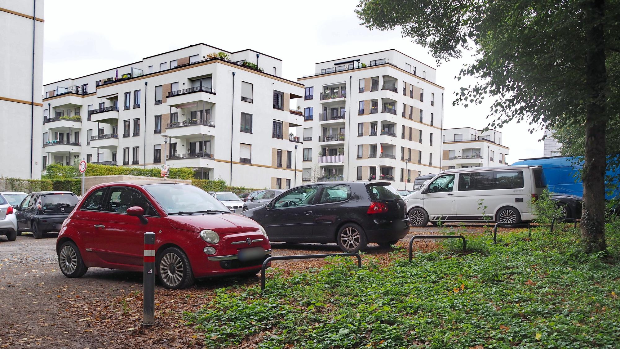 Den Parkplatz in der Sinziger Straße gegenüber der Reiterstaffel würden die SPD-Lokalpolitiker gerne nur für Kurzzeitparker vorbehalten.