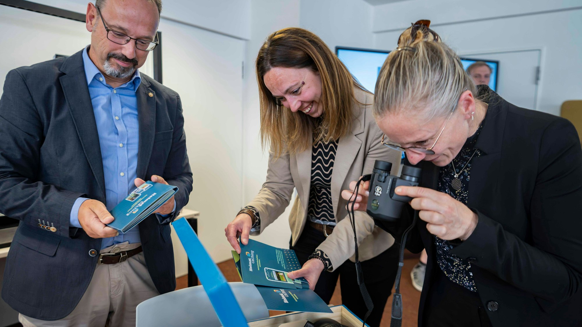 04.09.2025 Der Kreis Euskirchen hat eine neue Bildungs-App vorgestellt. Die App richtet sich an Schüler der 5. und 6. Klassen, aber auch Erwachsene können Spaß beim Entdecken der Heimat haben.