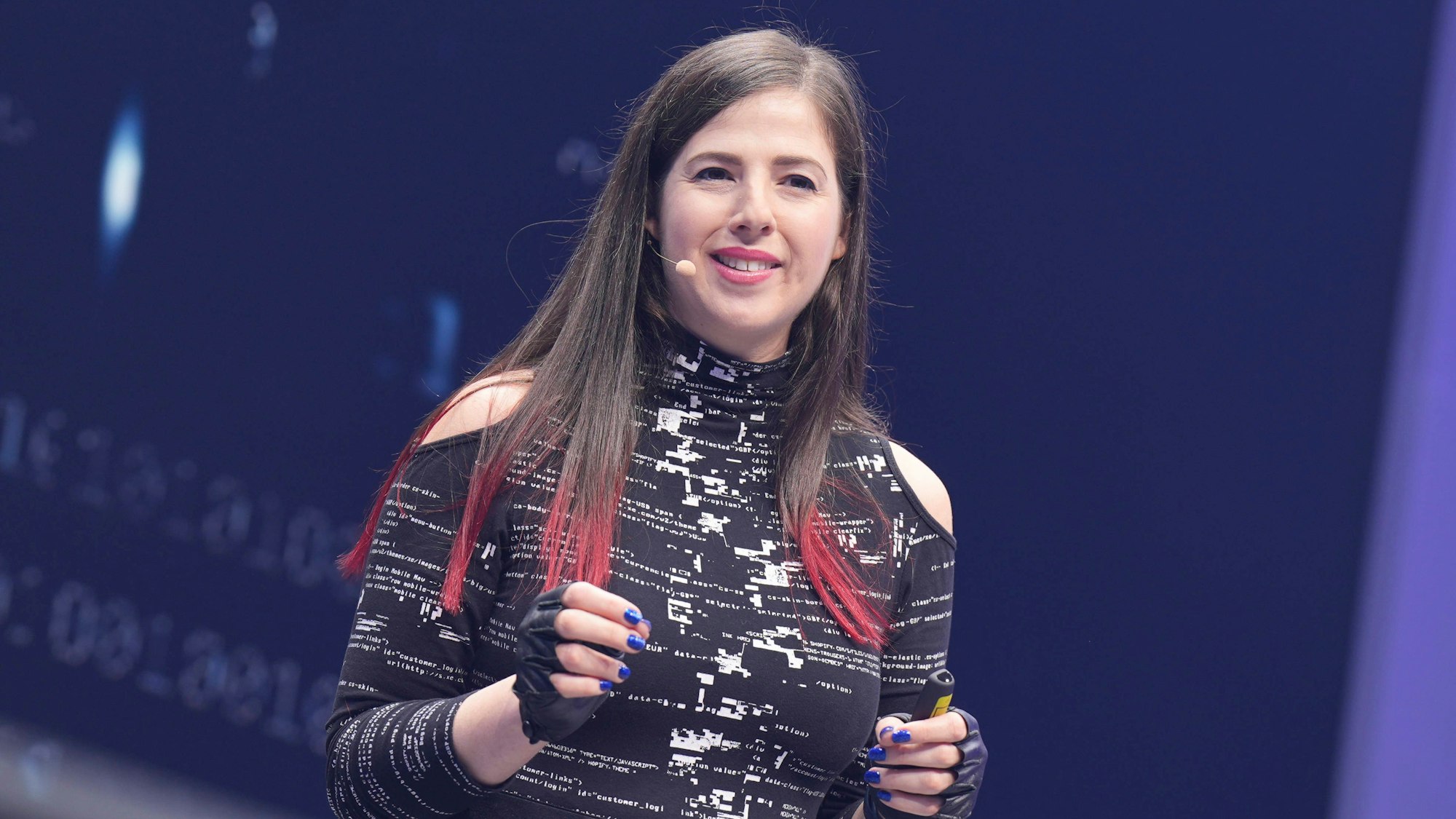 Digital-X Focus AI Veranstaltung der Deutschen Telekom Keren Elazari k3r3n3 im Portrait, die israelische Cybersicherheitsanalystin und bekannte Hackerin spricht auf der Buehne bei der Digital X-Focus AI zum Thema Cybersicherheit im Confex Center , Koeln, 10.09.2025 Koeln NRW Deutschland *** Digital X Focus AI event by Deutsche Telekom Keren Elazari k3r3n3 in portrait, the Israeli cyber security analyst and well-known hacker speaks on stage at the Digital X Focus AI on the topic of cyber security at the Confex Center , Cologne, 10 09 2025 Cologne NRW Germany