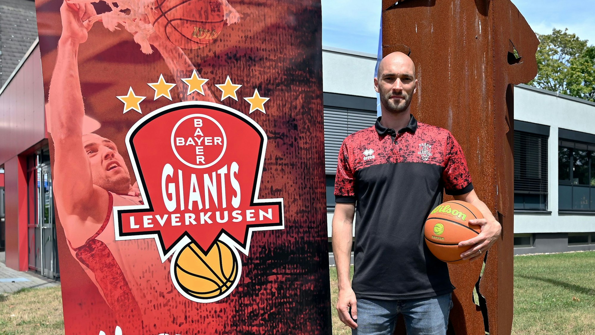 28.07.2022, Basketball-Bayer Giants Leverkusen
Henrik Fronda (Vorstand Finanzen/Geschäftsführer)
Foto: Uli Herhaus