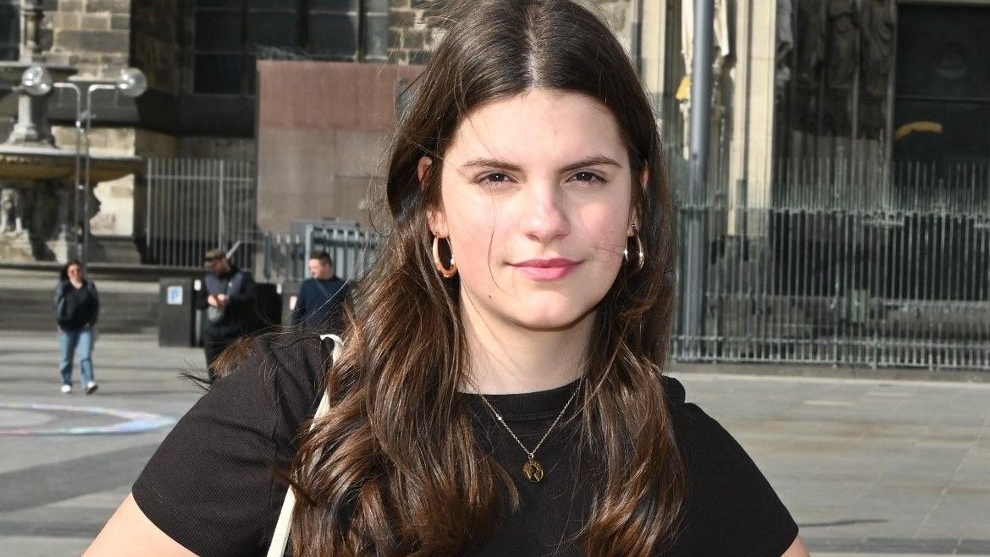 Marie Hacker