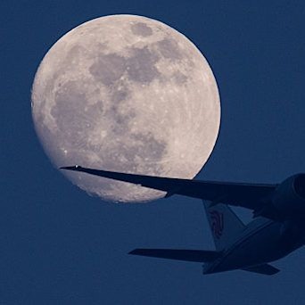 Zu Beschränkungen beim Nachtflug beziehen die Bürgermeisterkandidaten aus der Region durchaus unterschiedliche Positionen.