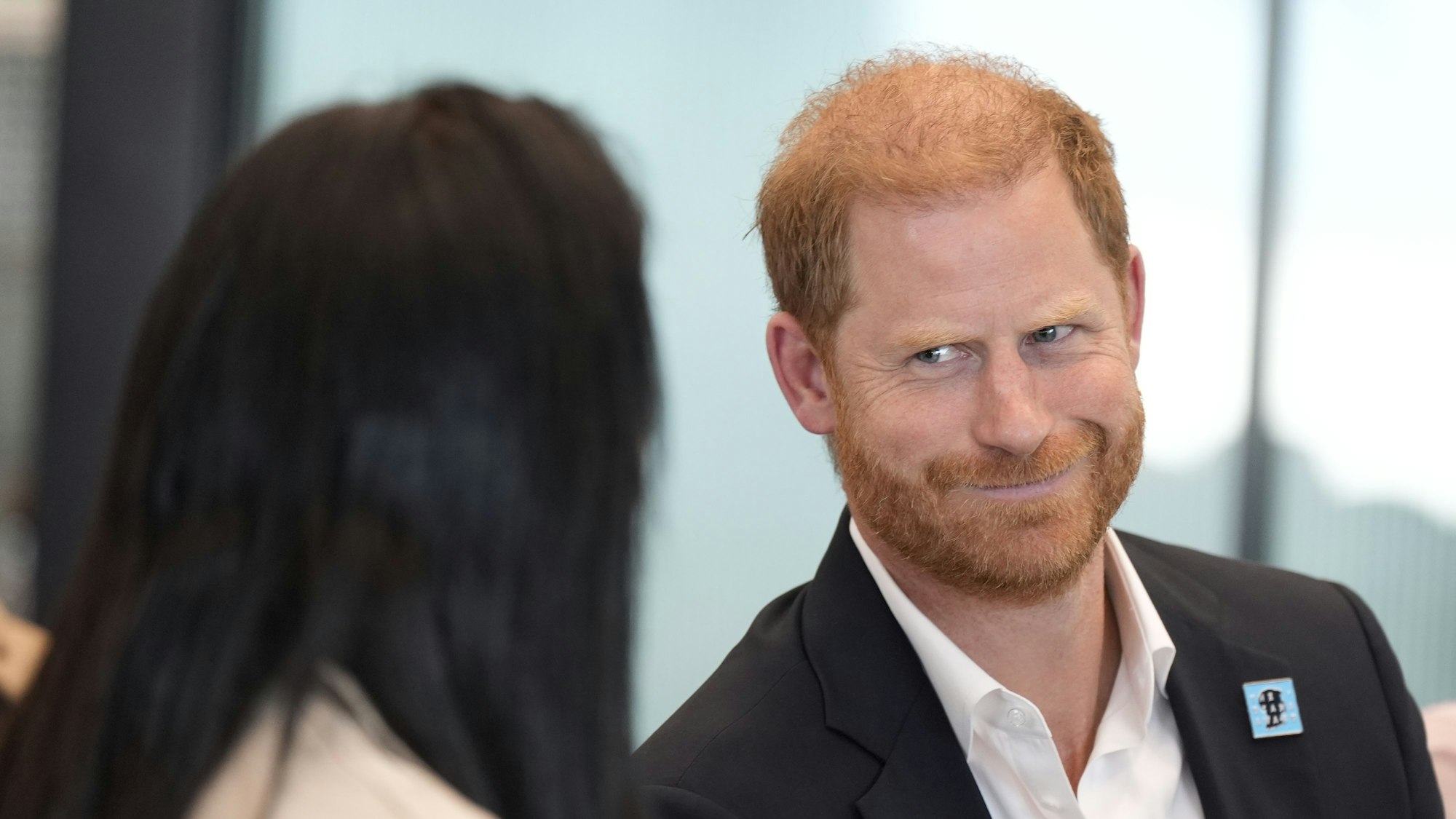 Der britische Prinz Harry, Herzog von Sussex, nimmt an einer Podiumsdiskussion am Salisbury Square teil.