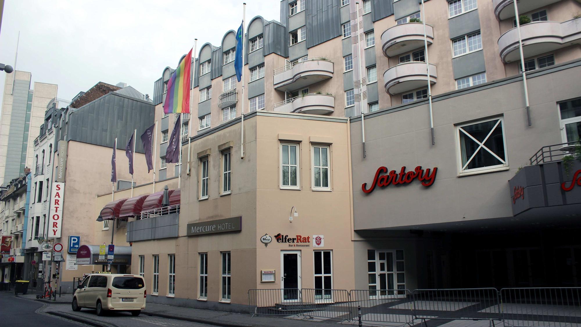 An der Stelle des „Groß-Köln“ befinden sich seit 1948 die „Sartory-Säle“.