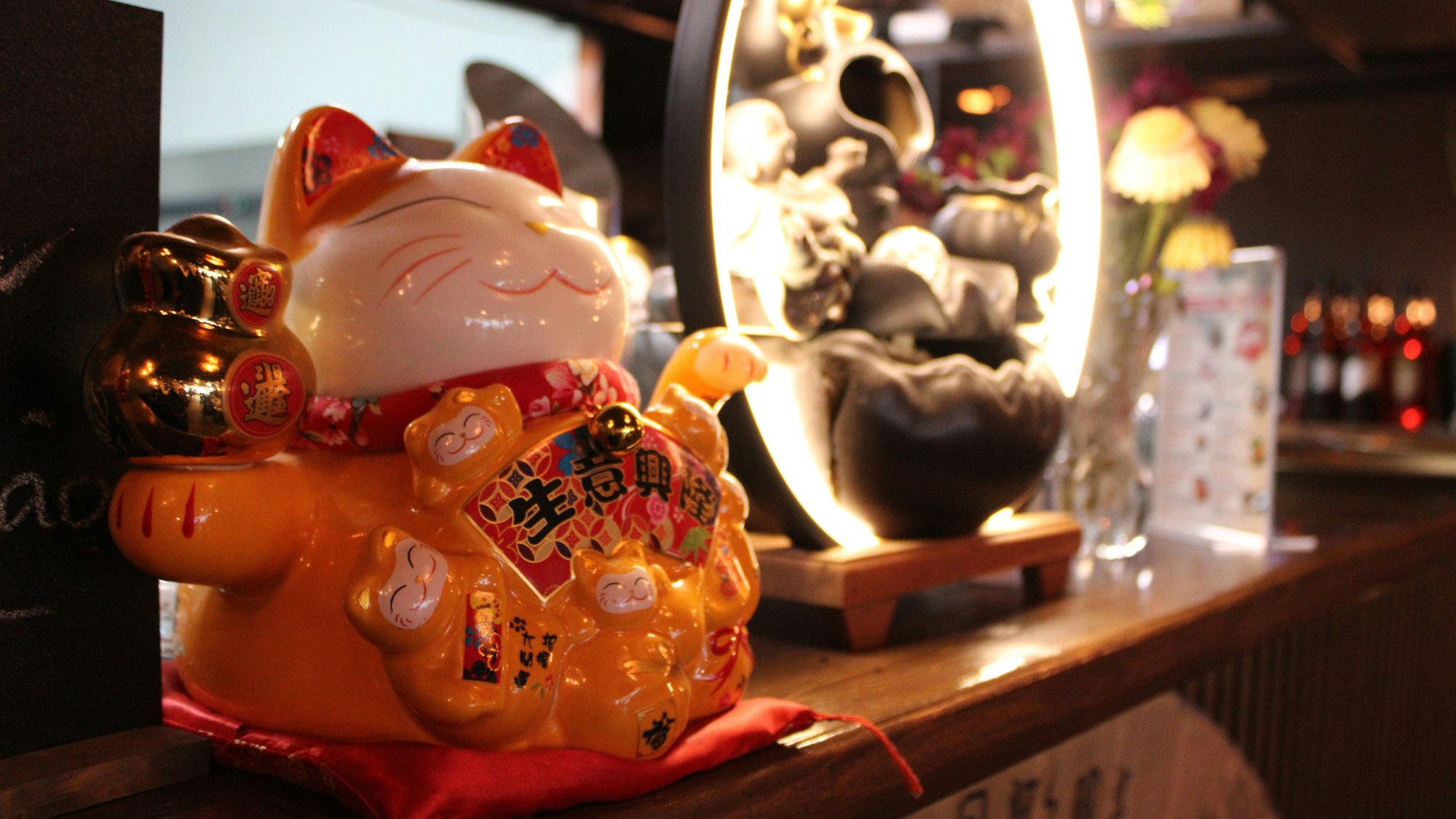 Unter der Woche gibt es einen Mittagstisch bei Tai Asian Food & Sushi.