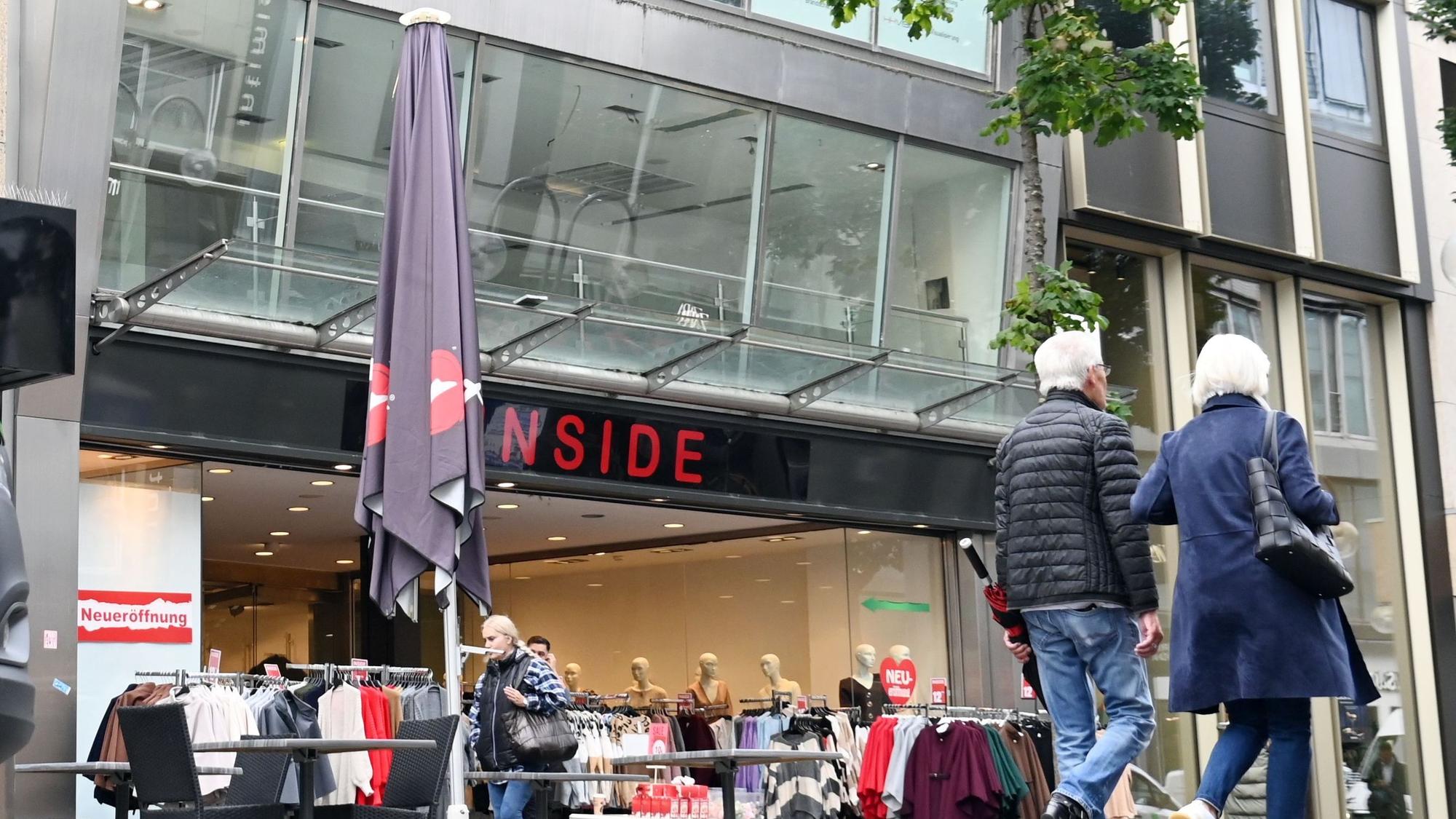 11.09.2025 Köln. Die Immobilie Schildergasse 85-87. Im Gebäude befand sich das Schuhgeschäft Deichmann bis der Händler Anfang 2025 an einen anderen Standort auf der Schildergasse umgezogen ist. Foto: Alexander Schwaiger