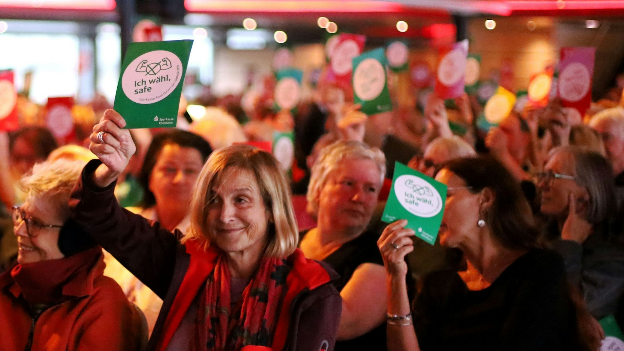 Mehr als 500 Menschen kamen, um über das Best-Of der zehn Ideen noch einmal abzustimmen.