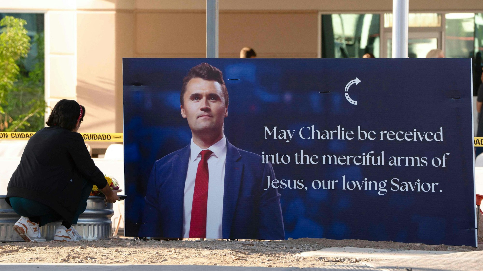 Trauer um Charlie Kirk an der Zentrale von „Turning Point“ in Phoenix, Arizona
