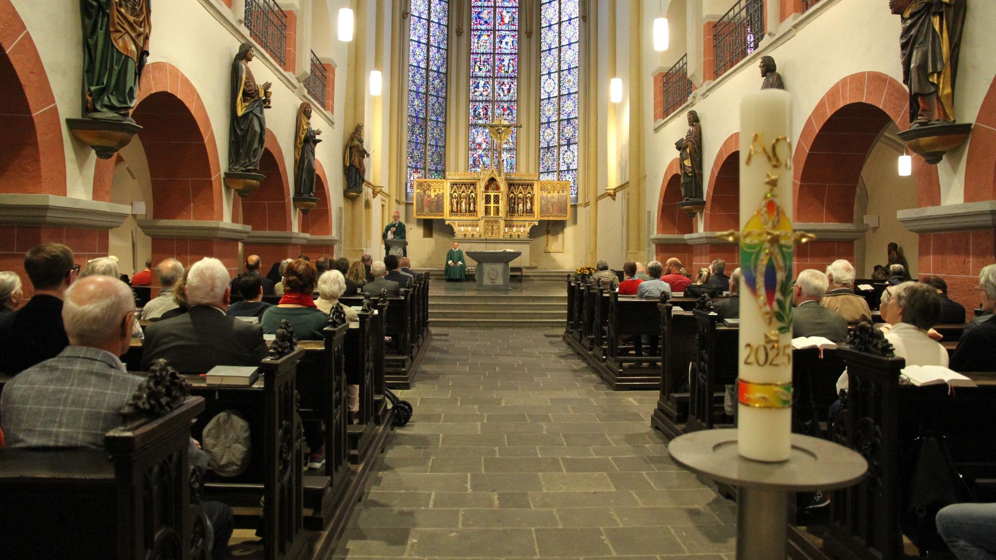 Feier zu 100 Jahren SKM Rhein-Sieg, Festmesse in Sankt Servatius