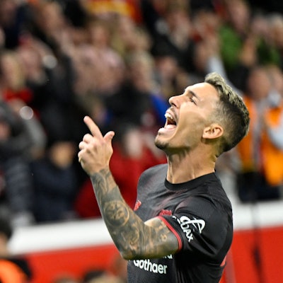 Alejandro Grimaldo bleibt einer der – wenn nicht der – gefürchtetste Freistoßschütze der Liga.