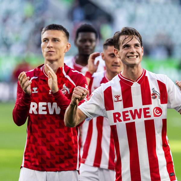 1. Fußball Bundesliga: VfL Wolfsburg - 1.FC Köln 13.09.2025 Jakub Kaminski 1.FC Köln, 16 im Jubel nach dem Spiel vor dem Gästeblock. 1. Fußball Bundesliga: VfL Wolfsburg - 1.FC Köln Volkswagen Arena, Wolfsburg, 13.09.2025 DFL regulations prohibit any use of photographs as image sequences and/or quasi video. *** 1 Soccer Bundesliga VfL Wolfsburg 1 FC Köln 13 09 2025 Jakub Kaminski 1 FC Köln, 16 cheering after the match in front of the visitors block 1 Soccer Bundesliga VfL Wolfsburg 1 FC Köln Volkswagen Arena, Wolfsburg, 13 09 2025 DFL regulations prohibit any use of photographs as image sequences and or quasi video Copyright: xBEAUTIFULxSPORTS/Buriakovx