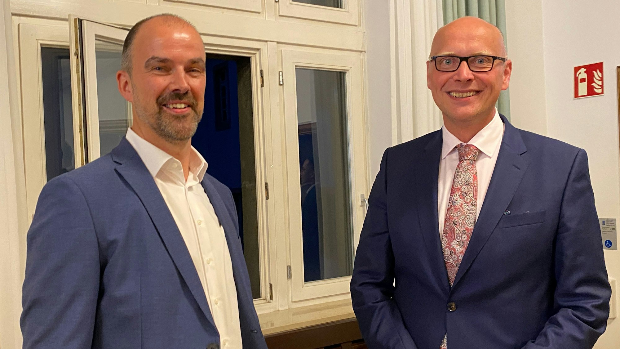 Guido Waters und Sebastian Glatzel stehen nebeneinander.