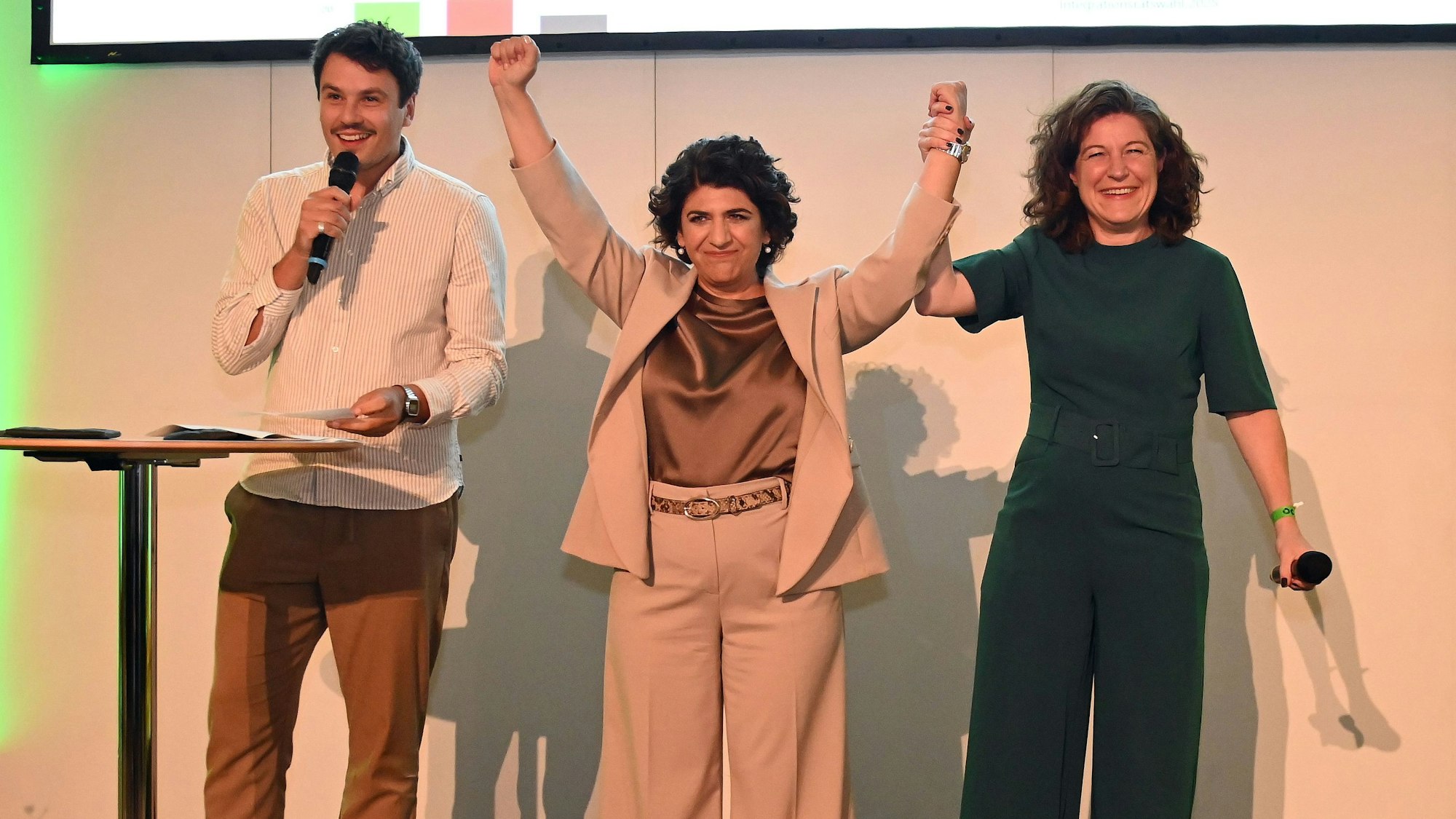 14.09.2025 Köln. Kommunalwahl 2025 B90/Die Grünen: Wahlabend der Kölner Grünen im Gürzenich. Nach der Prognose für Köln. Foto: Alexander Schwaiger