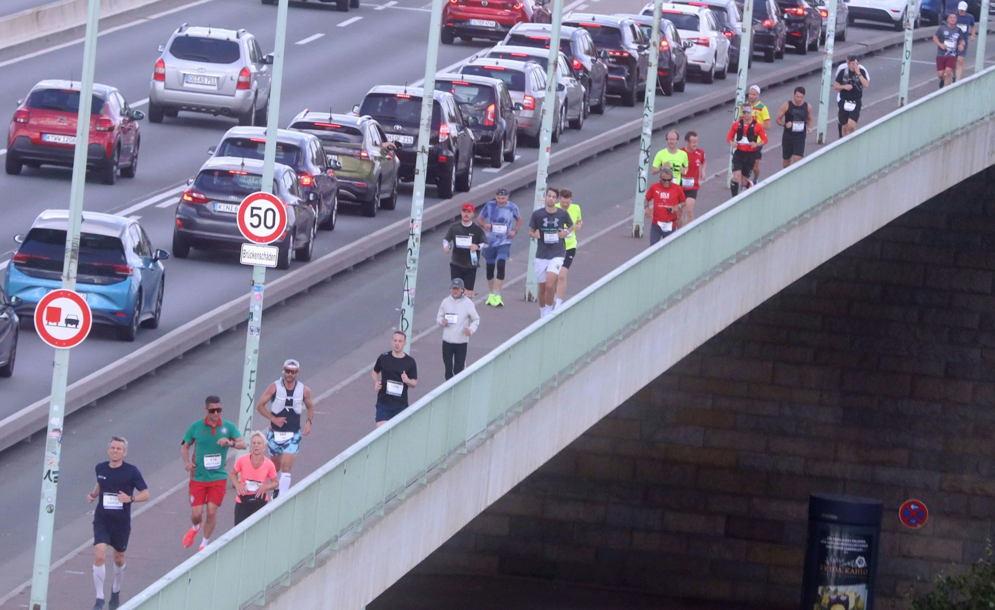 14.09.2025, Köln: Warum ich Köln liebe! Der Brückenlauf aus persönlicher Sicht. Der ASV Köln veranstaltet den 43. Brückenlauf. Nachdem die Veranstaltung im letzten Jahr ausfallen musste, gibt es nun gleich mehrere Laufdistanzen. Foto: Arton Krasniqi