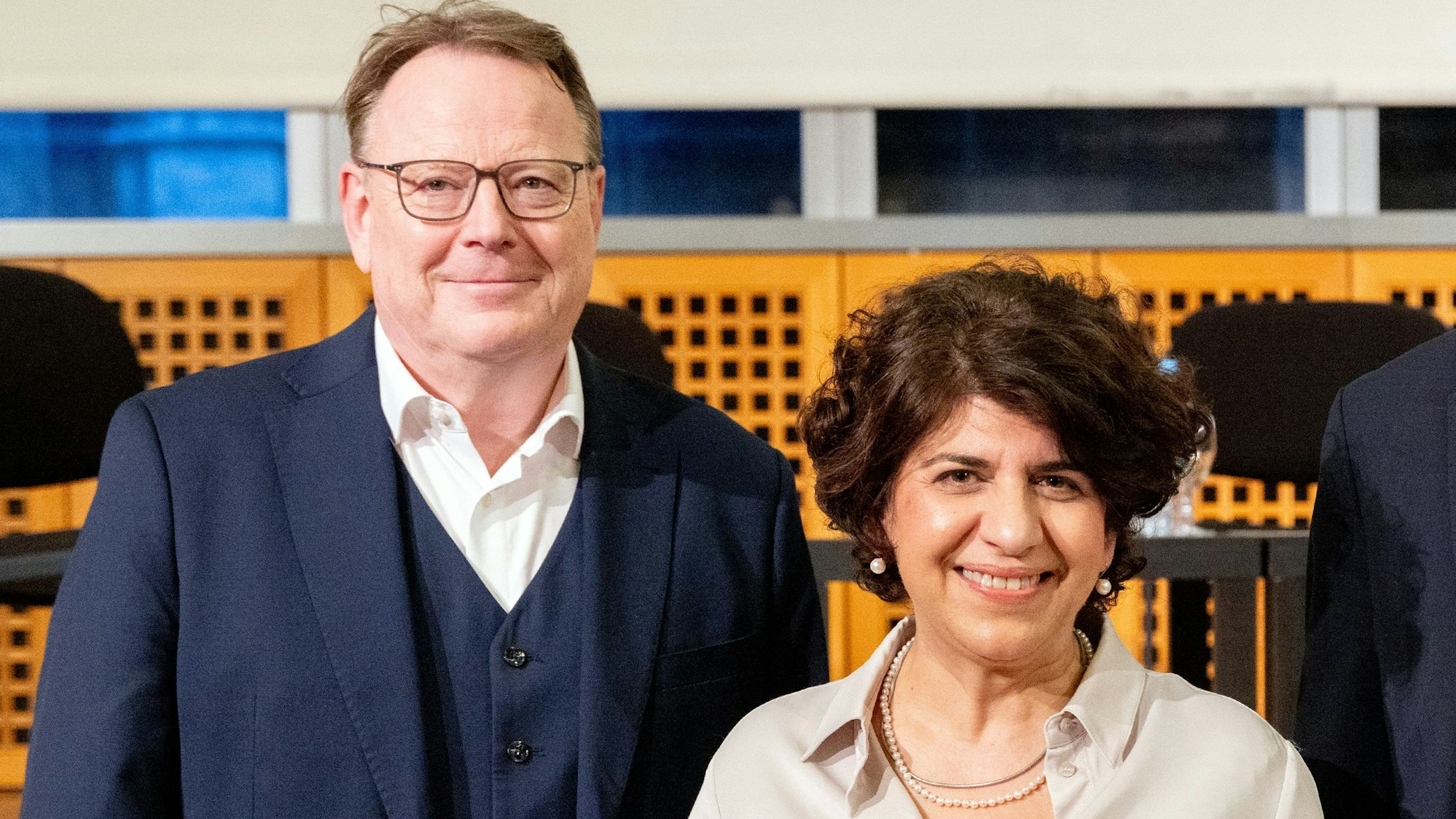 Berivan Aymaz (Grüne, l.) und Torsten Burmester (SPD)