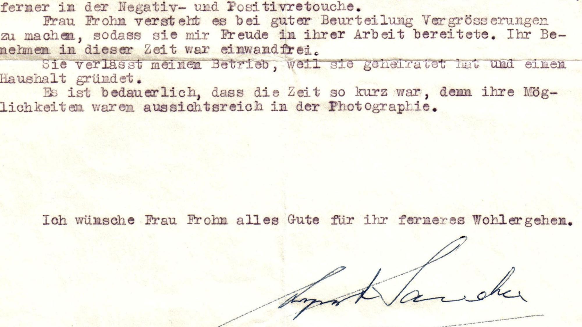 Das Zeugnis, das August Sander für seine Auszubildende Inge Jansen geschrieben hat.