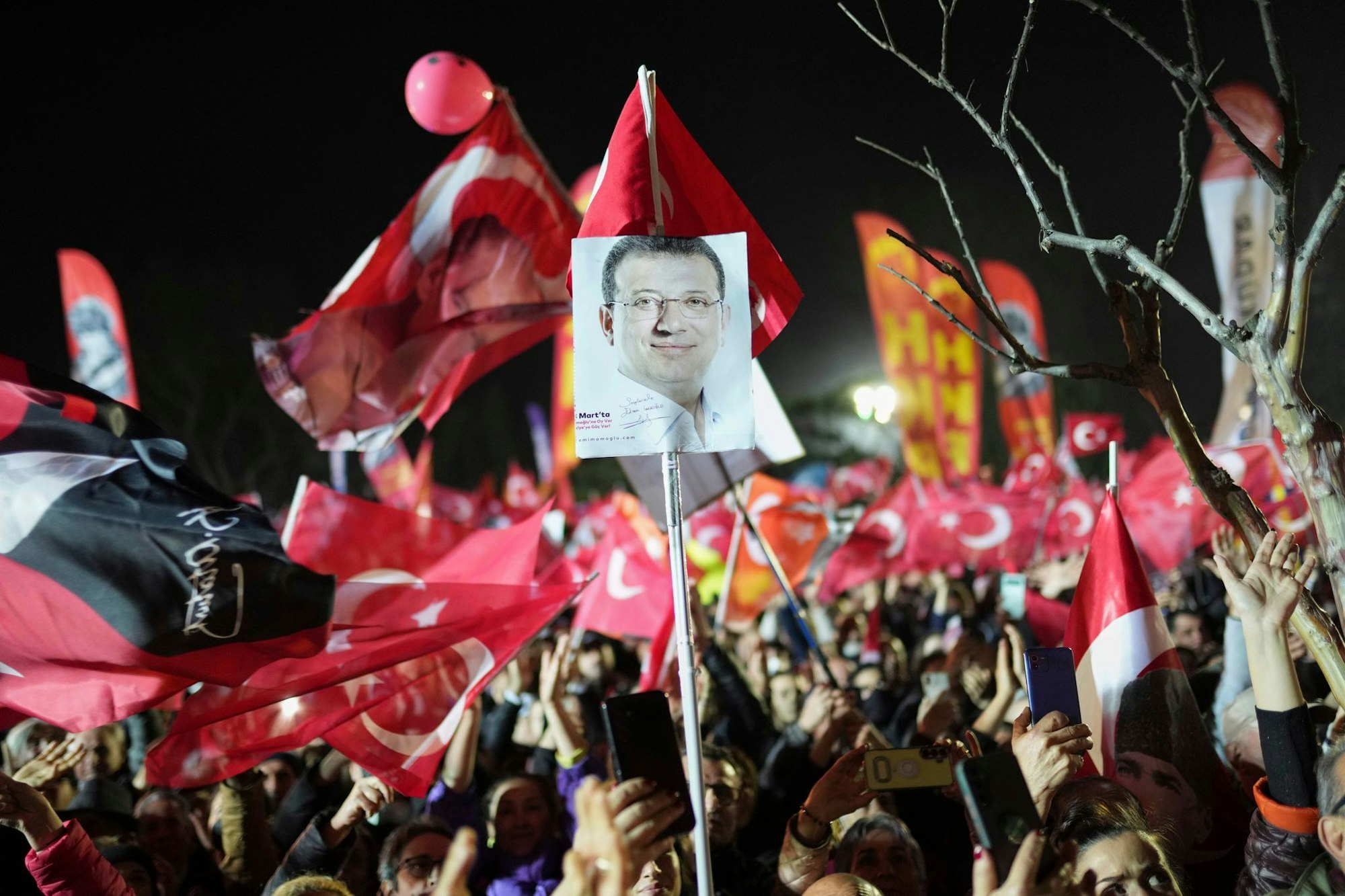 Nachdem der Istanbuler Bürgermeister Ekrem Imamoglu verhaftet und abgesetzt wurde, brach in der Türkei eine große Protestwelle aus. (Archivbild)