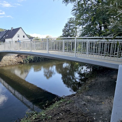 Blick auf die sanierte Brücke.