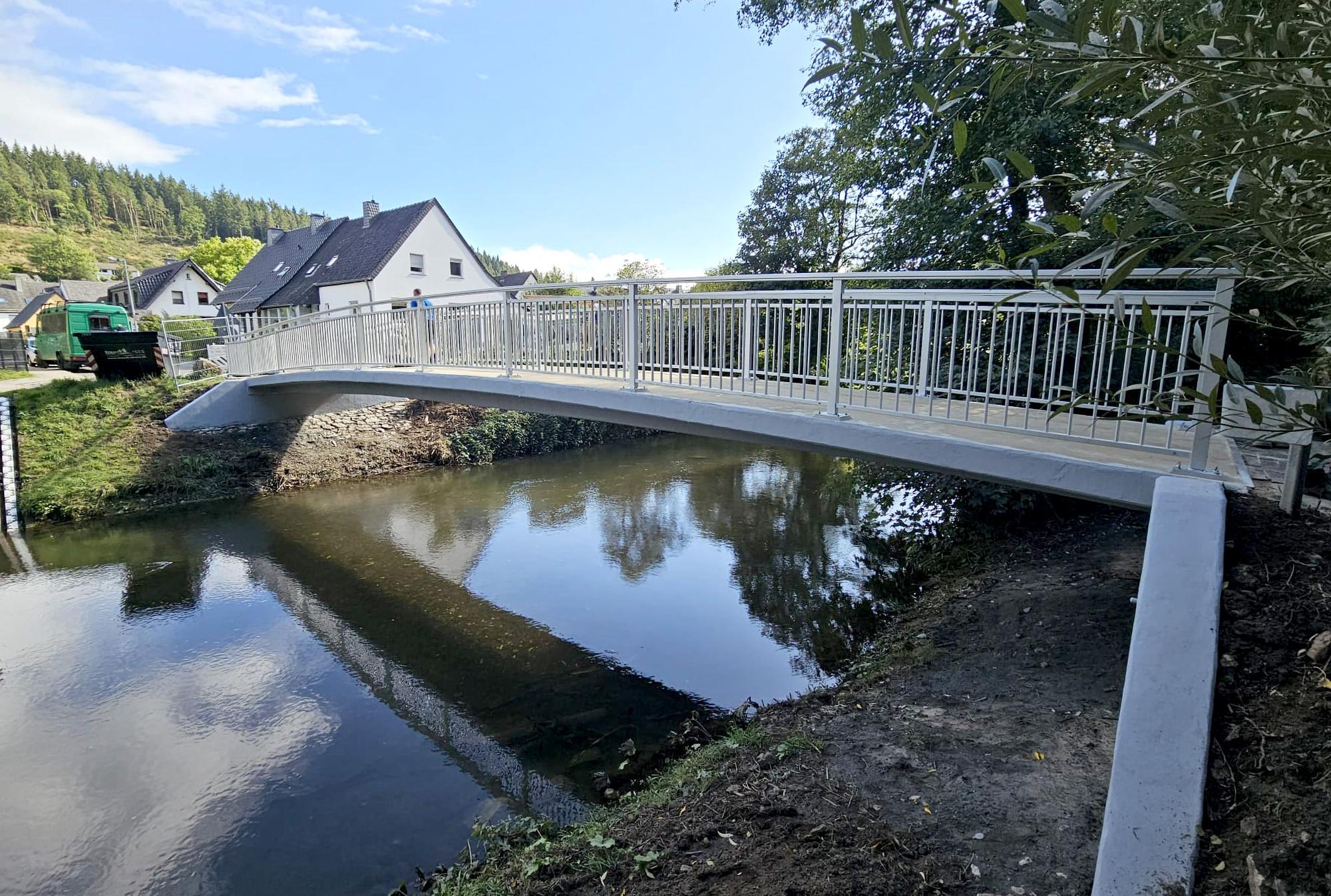 Blick auf die sanierte Brücke.
