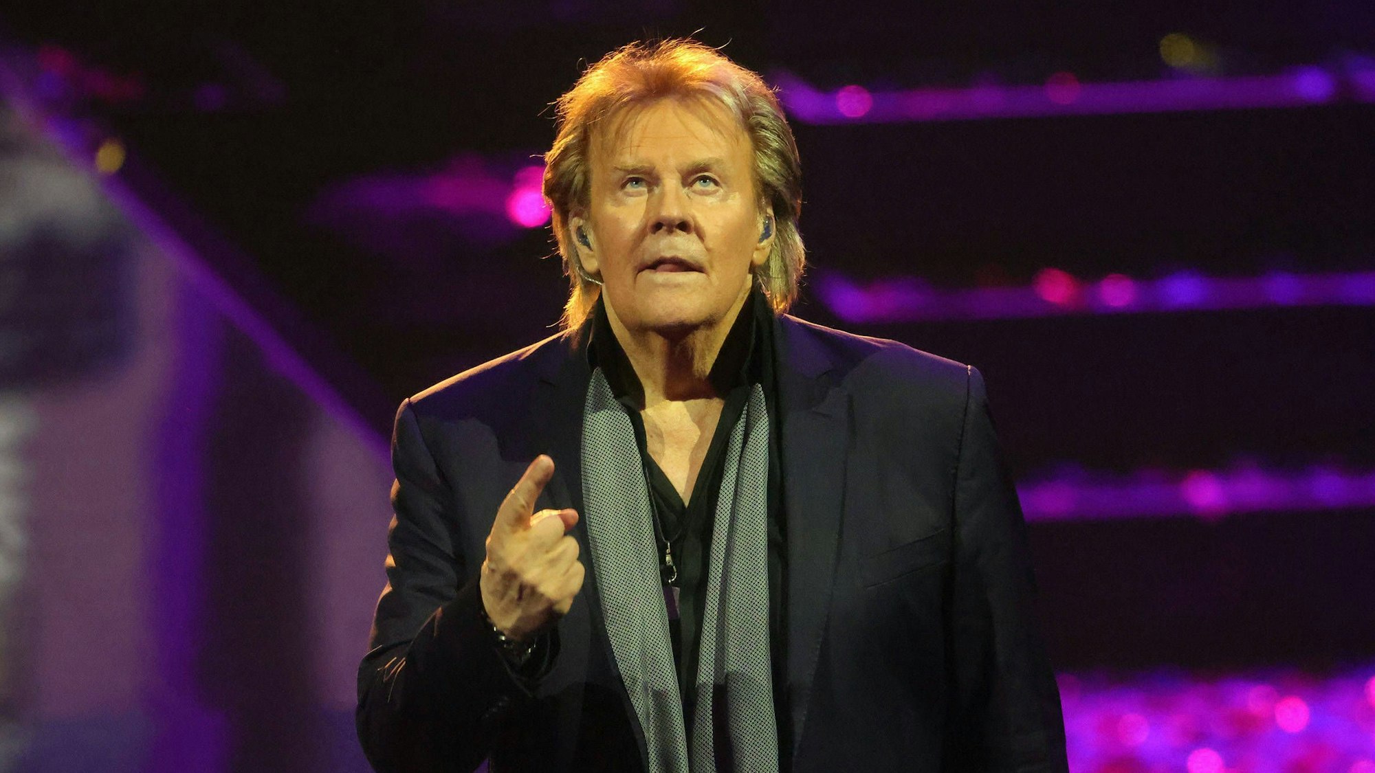 Howard Carpendale auf der Bühne.