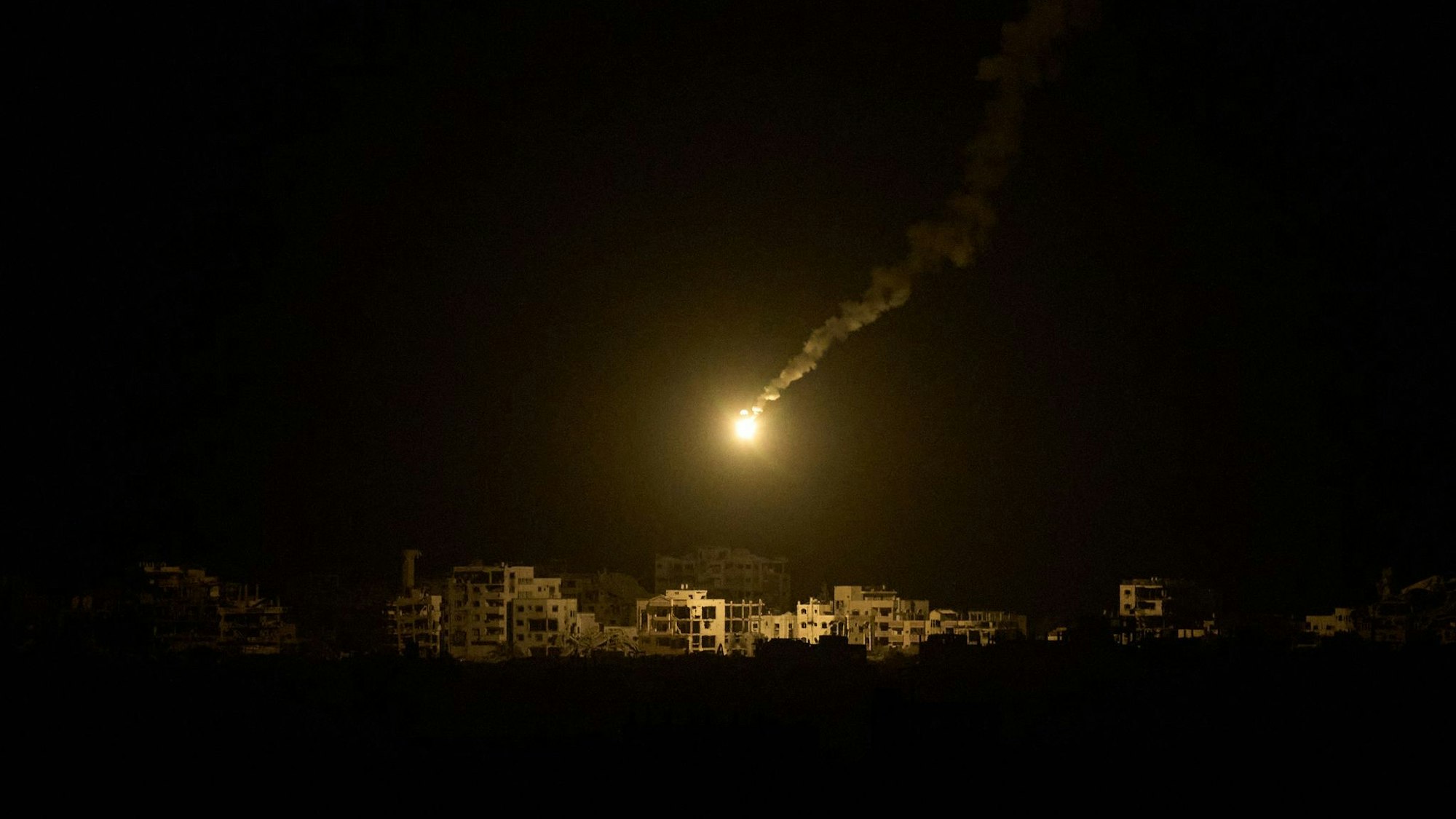 Die israelische Armee hat ihre Angriffe im nördlichen Gazastreifen intensiviert.
