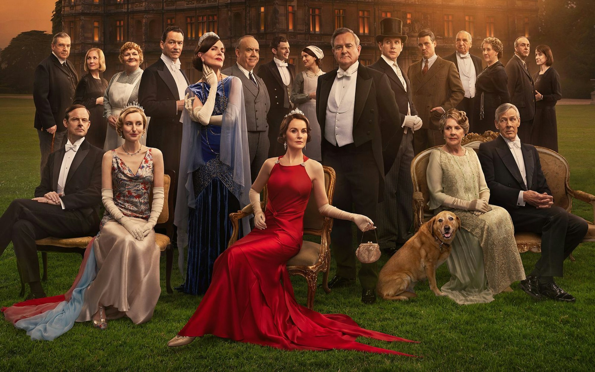 Für den Kinofilm „Downton Abbey: Das große Finale“ kehrte bis auf wenige Ausnahmen der gesamte Cast der beliebten Adeligen-Saga zurück vor die Kamera. (Bild: Focus Features/Universal)