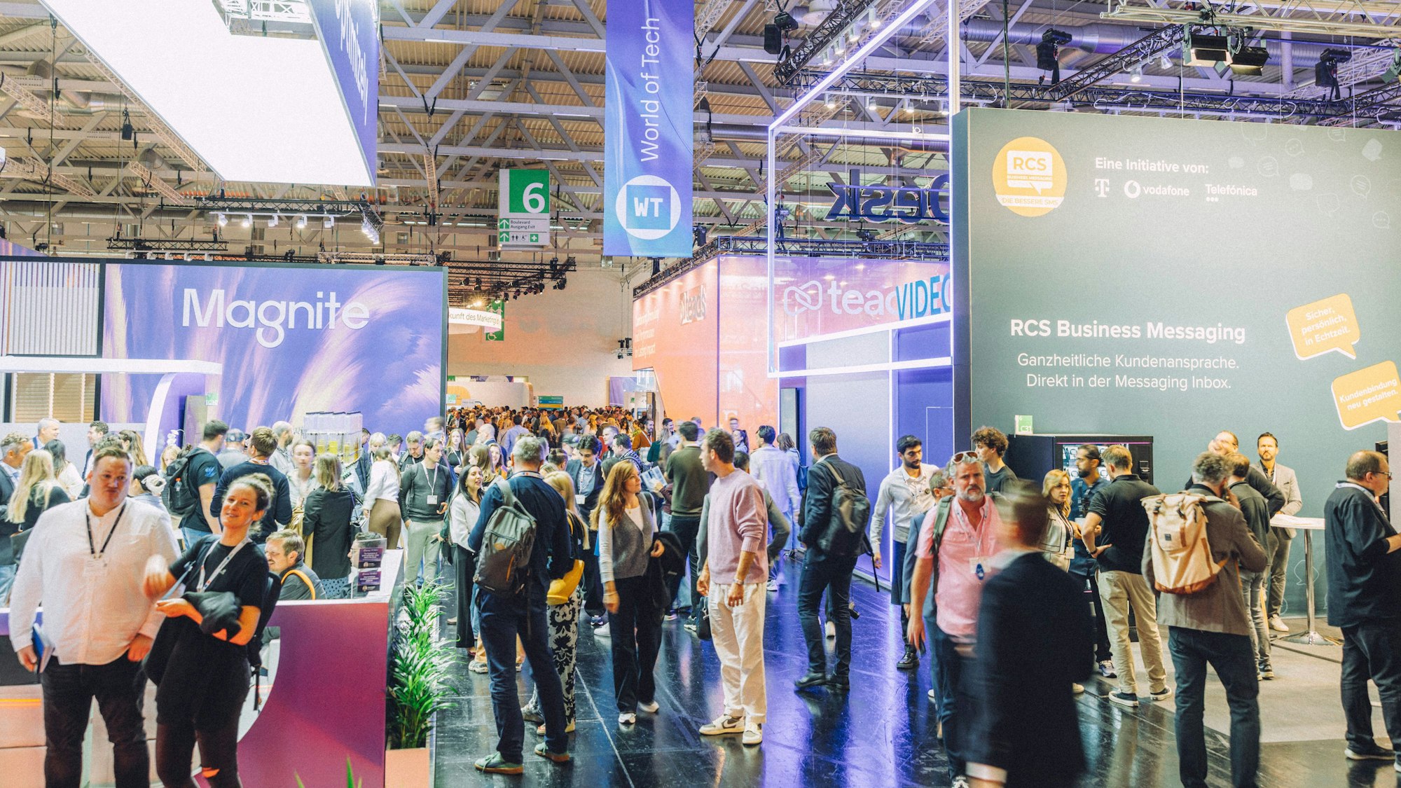 Besucher auf der Dmexco