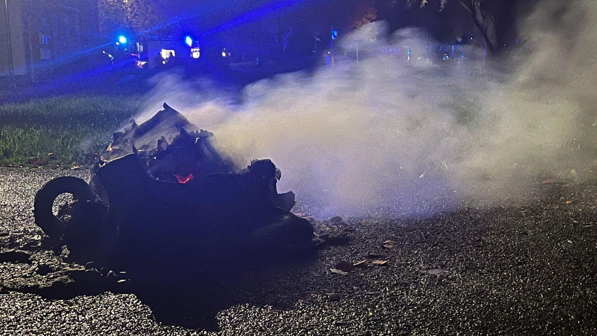 In Siegburg brannten in der Nacht zu Mittwoch mehrere Mülltonnen.