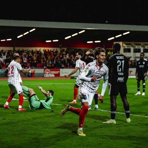 Fortuna Kölns Luca Majetic versetzt das Südstadion in absolute Ekstase