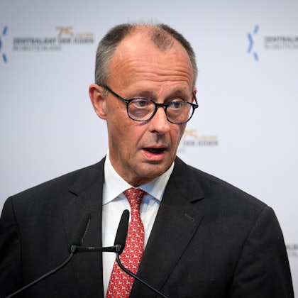 Bundeskanzler Friedrich Merz (CDU) spricht beim Rosch-Haschana-Empfang (Neujahrsempfang) zum 75. Jubiläum des Zentralrats der Juden in Deutschland im Jüdischen Museum. (Archivbild)