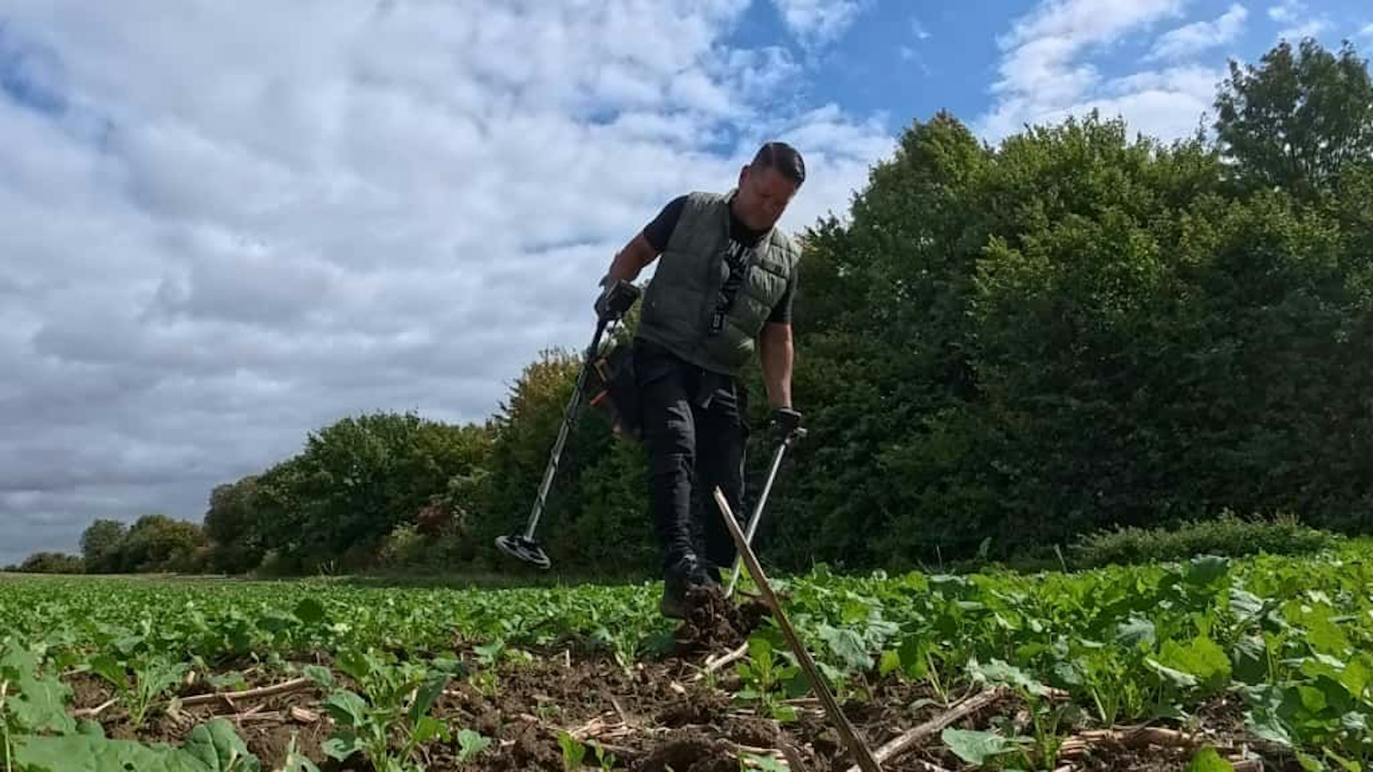 Sondeln, graben, weitermachen. Als Schatzsucher braucht man Geduld.